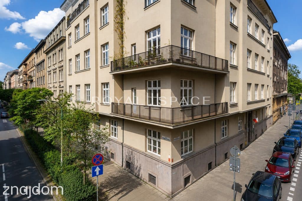 Narożny apartament z 2 balkonami w sercu Krakowa! - zdjęcie 5