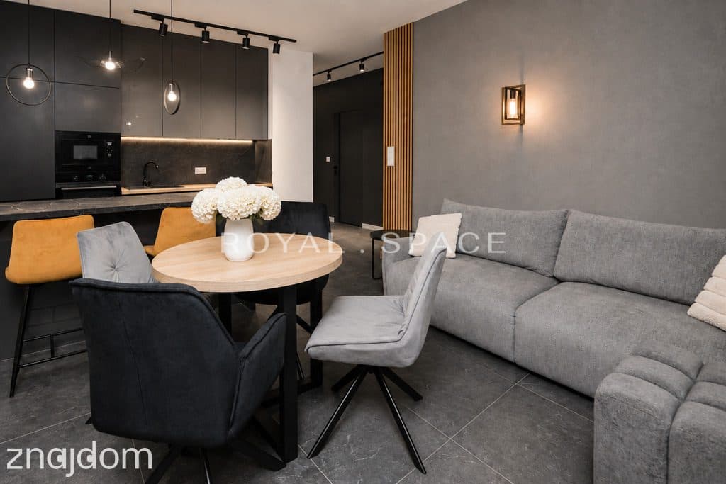 Apartament z ogródkiem na kameralnym osiedlu - zdjęcie 2