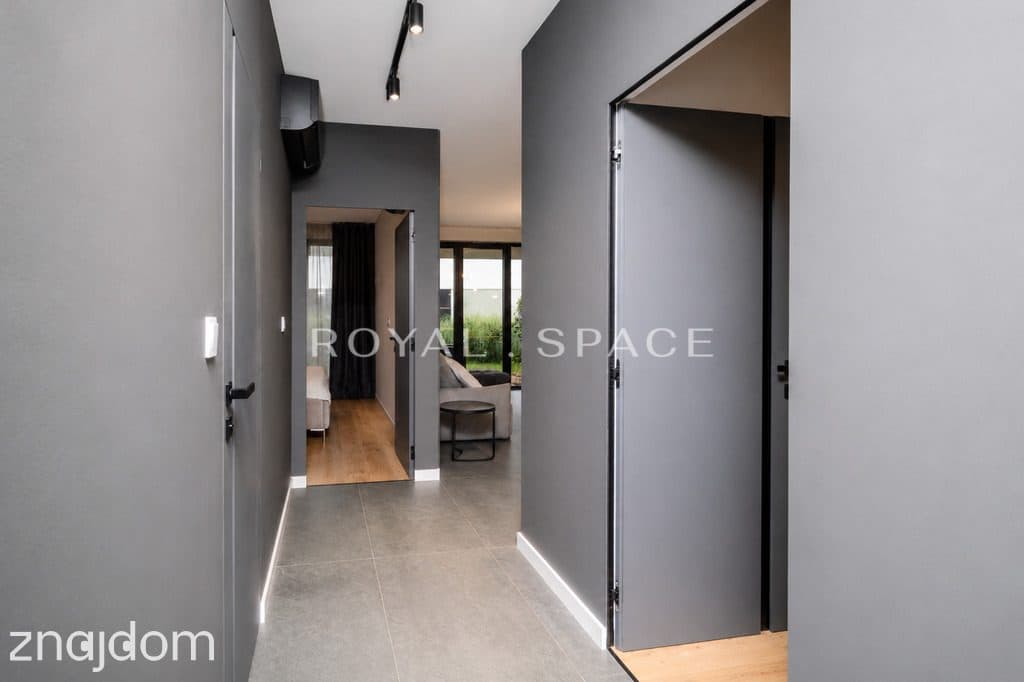 Apartament z ogródkiem na kameralnym osiedlu - zdjęcie 11