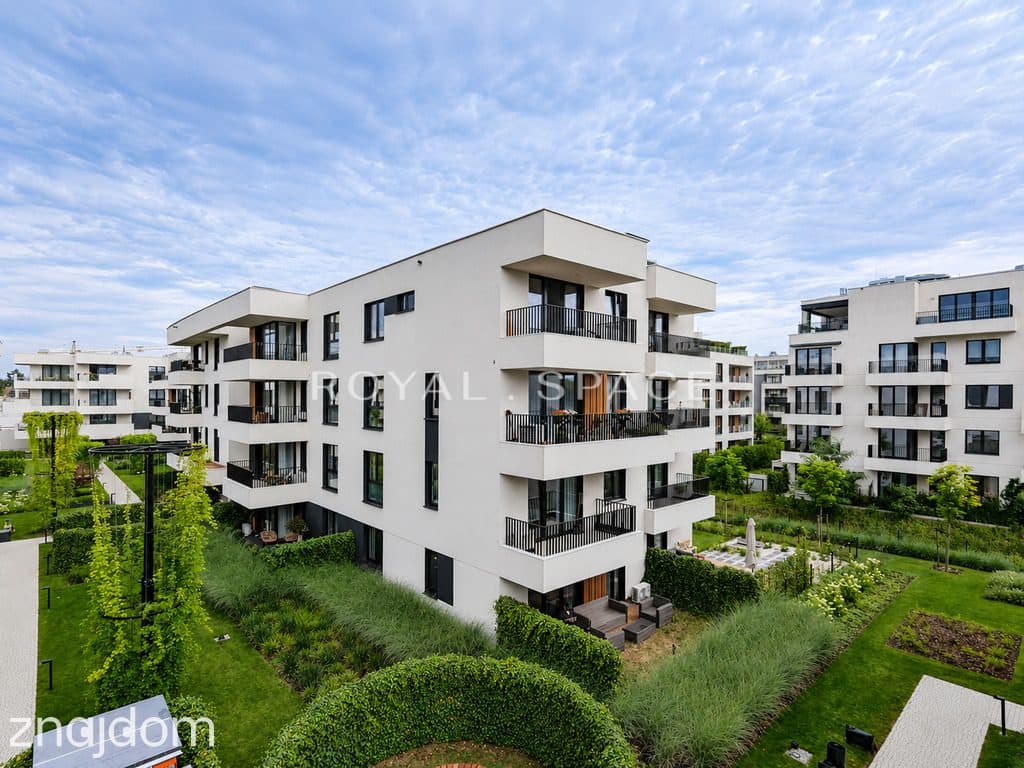 Apartament z ogródkiem na kameralnym osiedlu - zdjęcie 14