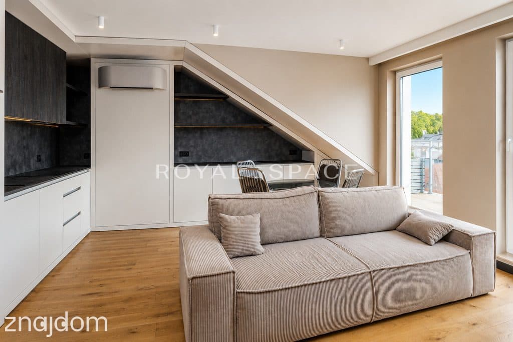 Apartament z tarasem na ostatnim piętrze! Lwowska