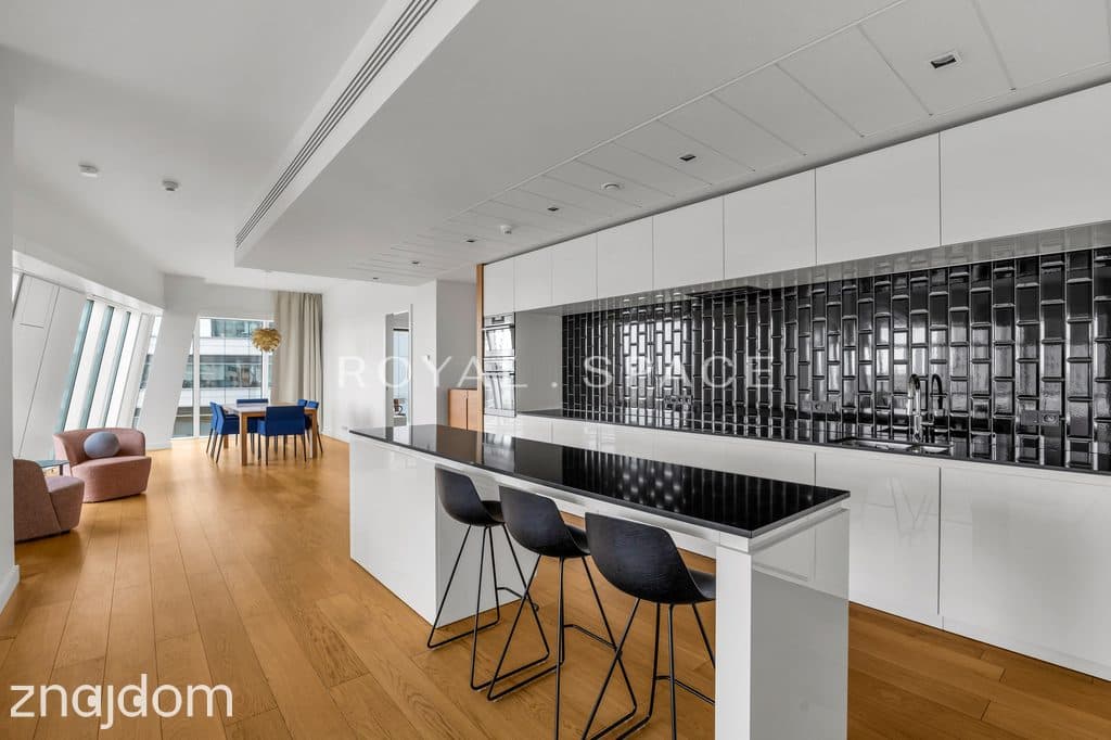 Przestronny apartament na Złotej 44! - zdjęcie 3