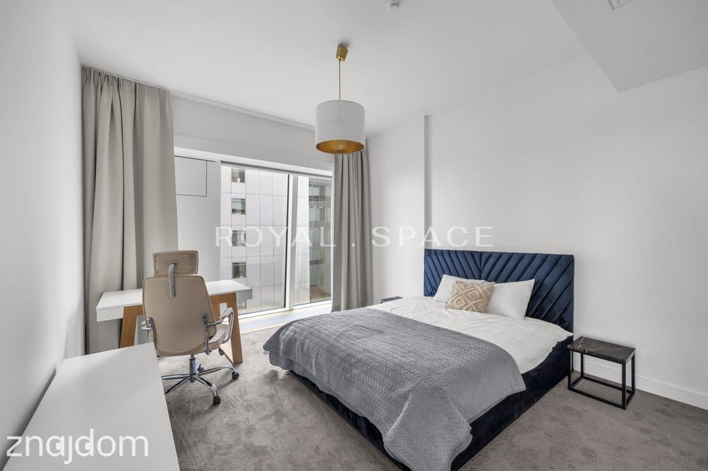 Przestronny apartament na Złotej 44! - zdjęcie 18