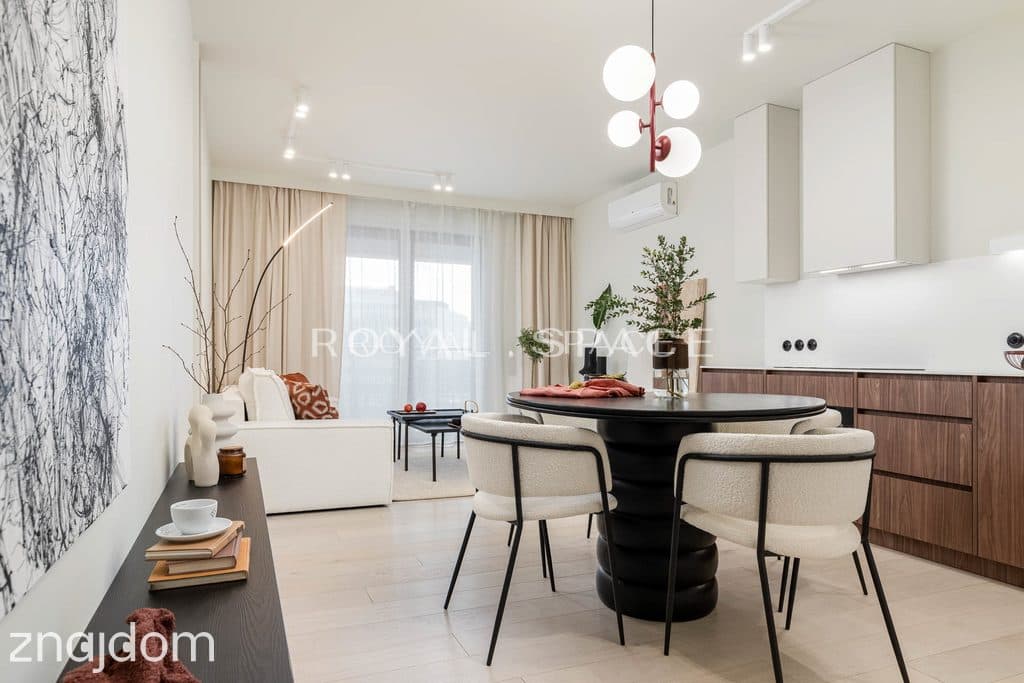 Apartament z garderobą na Wiślanych Tarasach - zdjęcie 2