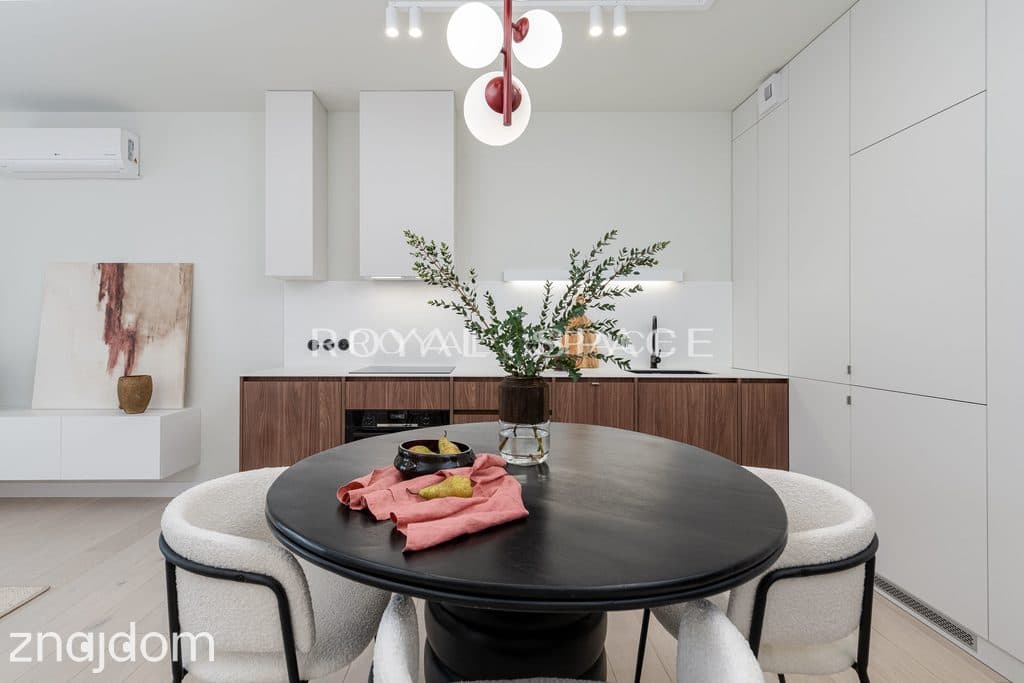 Apartament z garderobą na Wiślanych Tarasach - zdjęcie 3