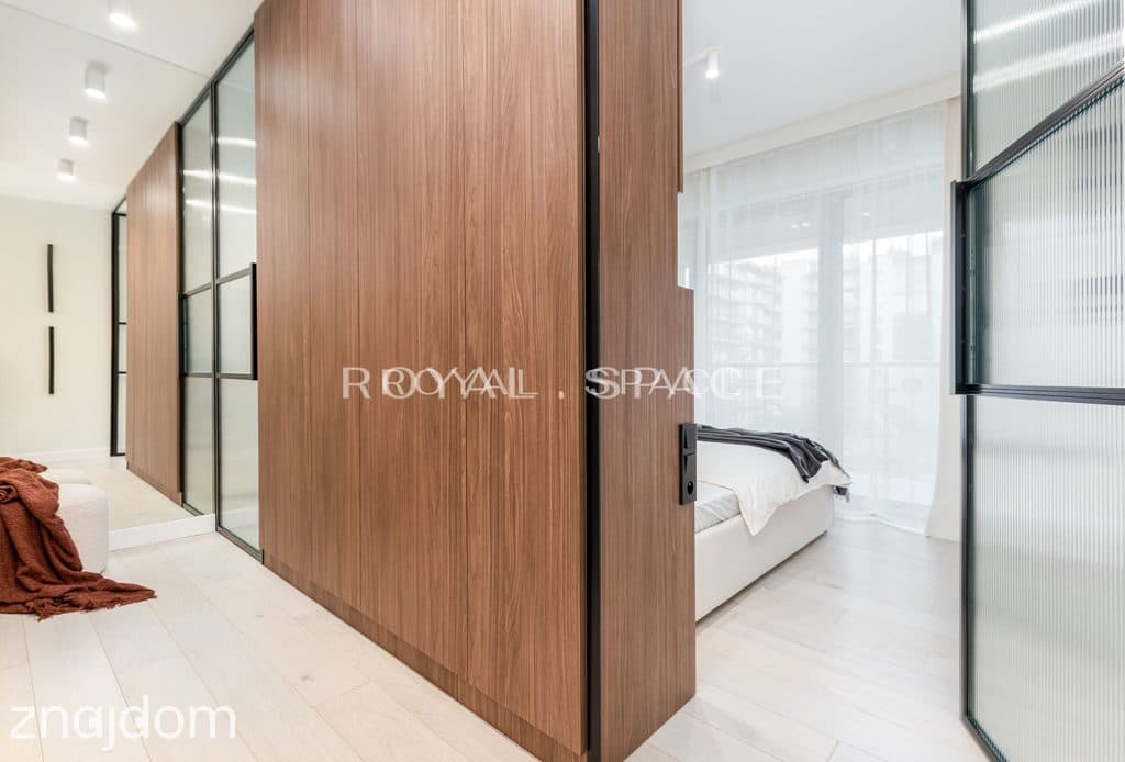 Apartament z garderobą na Wiślanych Tarasach - zdjęcie 8