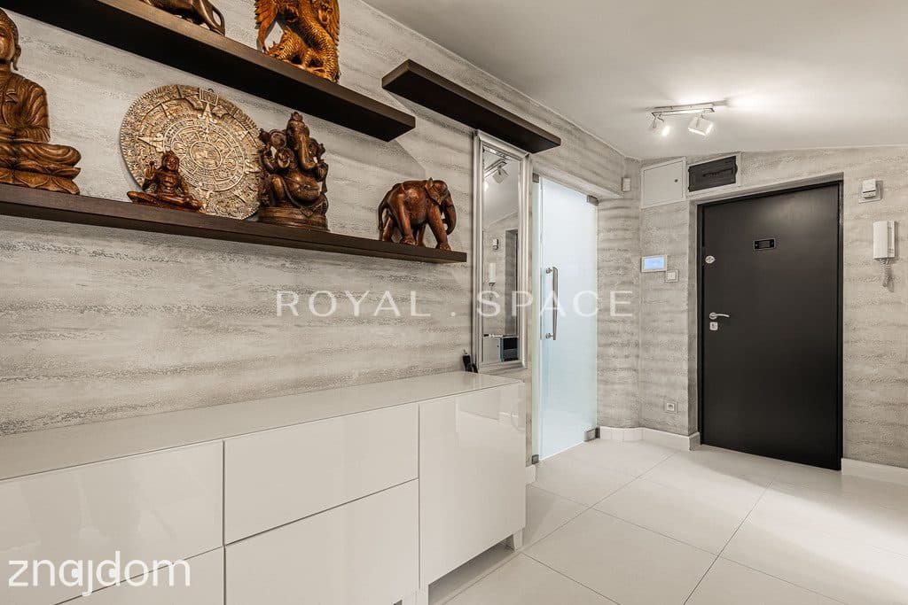 Cichy apartament na poddaszu przy Placu Konstytucji - zdjęcie 17