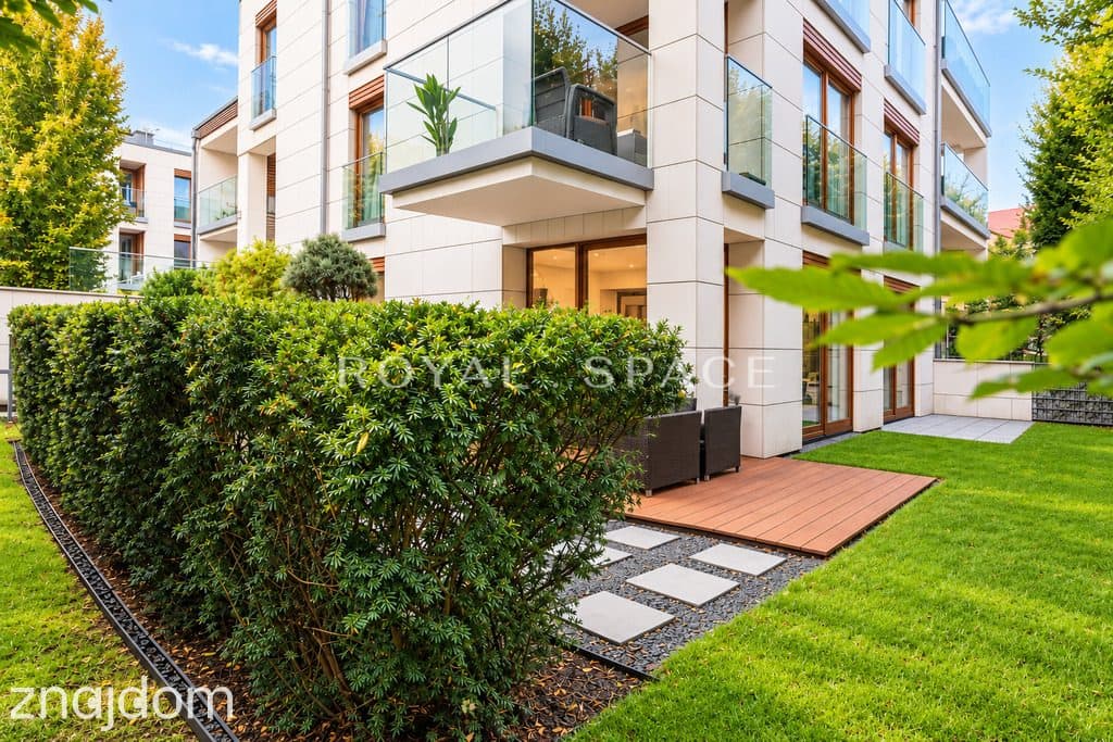 Apartament z prywatnym ogródkiem na Woli Justowskiej! - zdjęcie 19