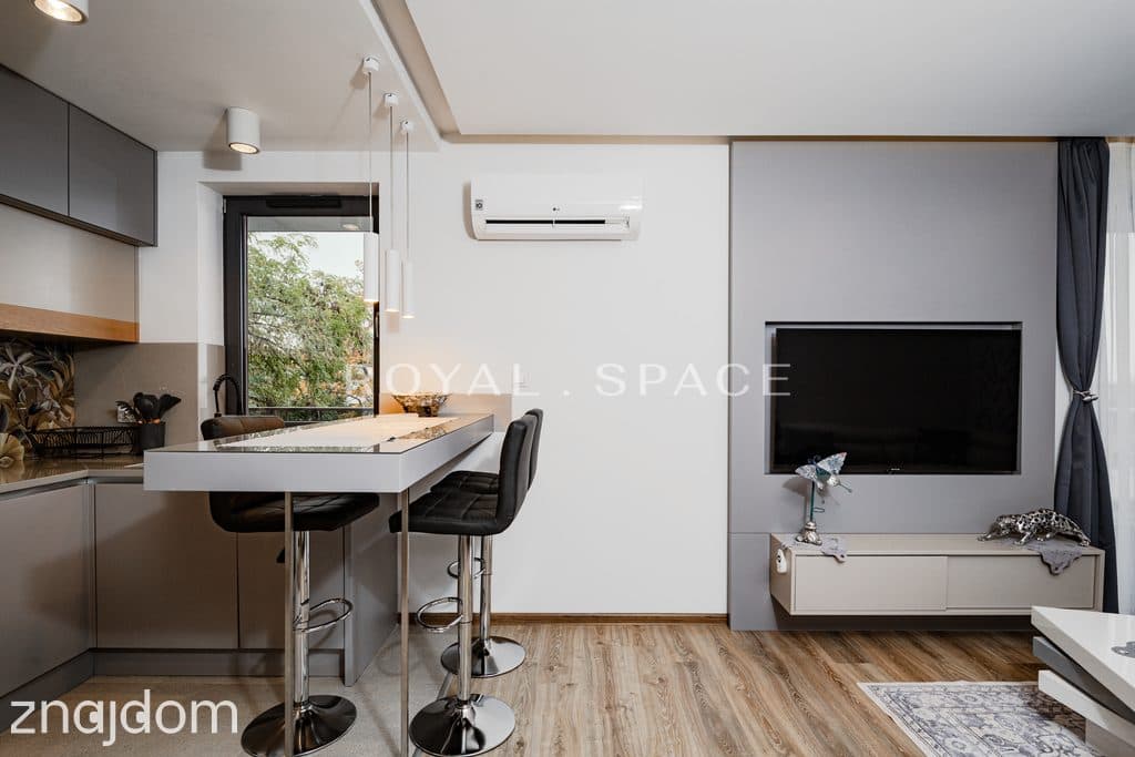 Pięknie wykończony apartament z tarasem na Ruczaju - zdjęcie 13