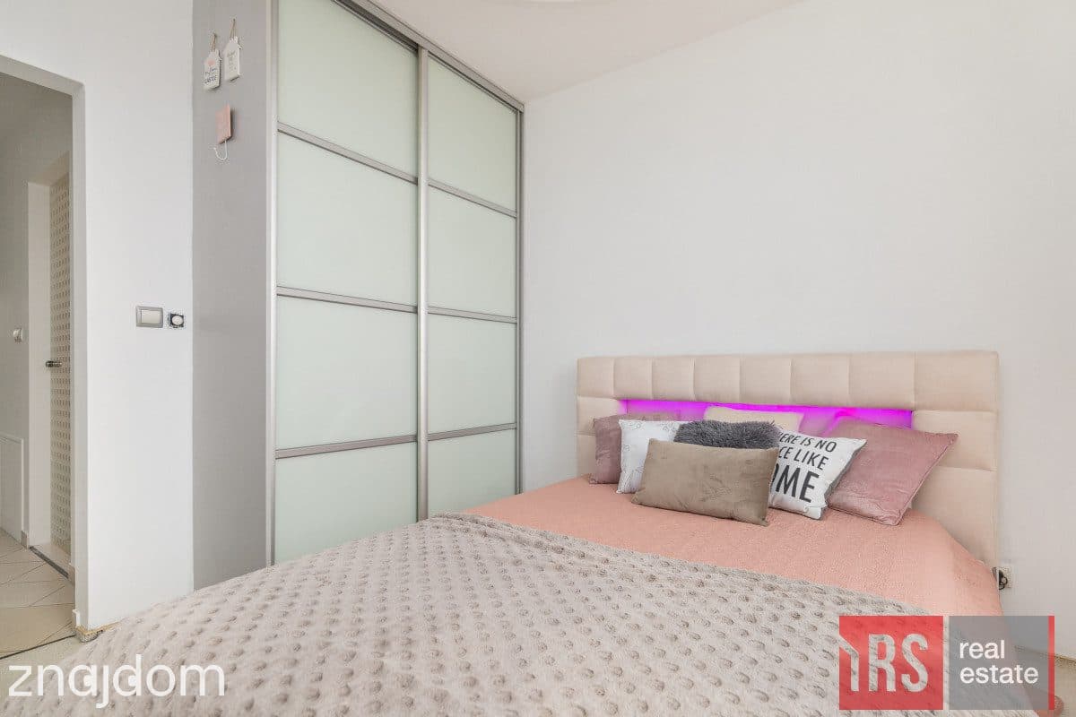 Apartament z widokiem Saska Kępa - zdjęcie 9