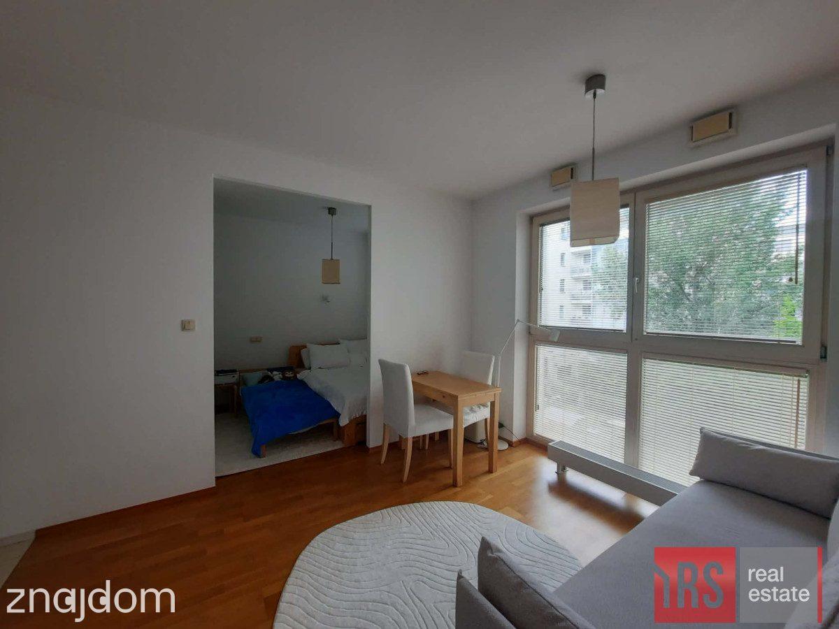 Perełka w apartamentowcu na Starym Żoliborzu - zdjęcie 3