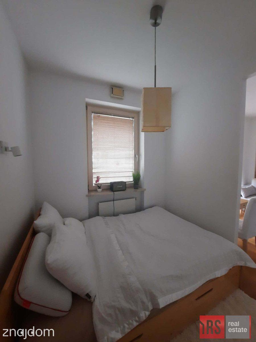 Perełka w apartamentowcu na Starym Żoliborzu - zdjęcie 11