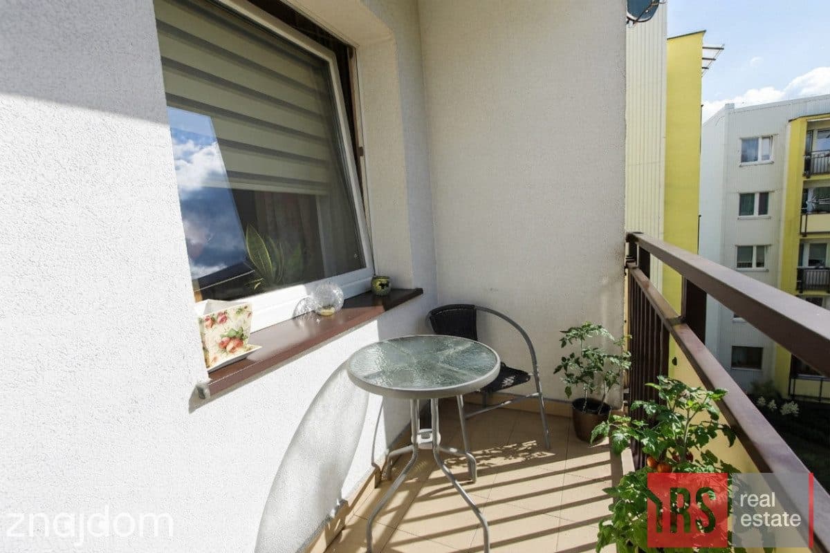 Atrakcyjne 3 pokoje + duży balkon w Radzionkowie - zdjęcie 10