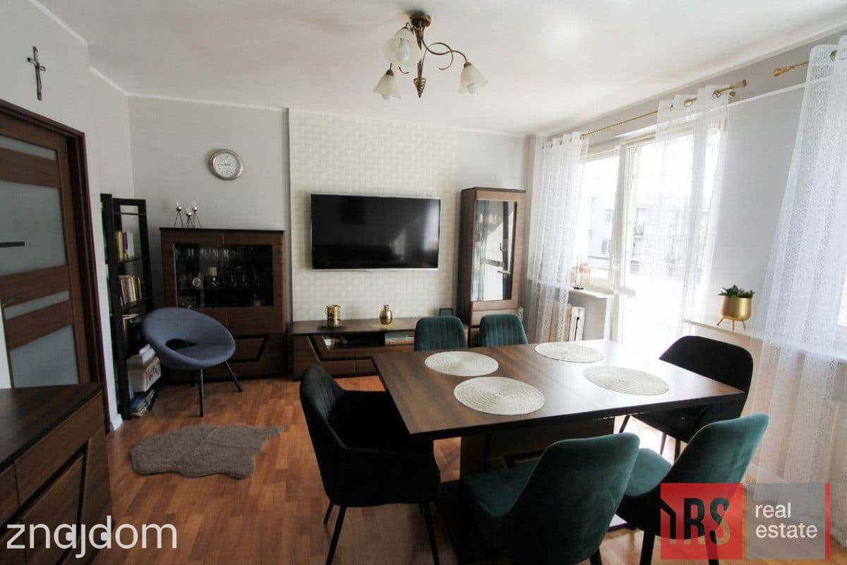 Atrakcyjne 3 pokoje + duży balkon w Radzionkowie - zdjęcie 4