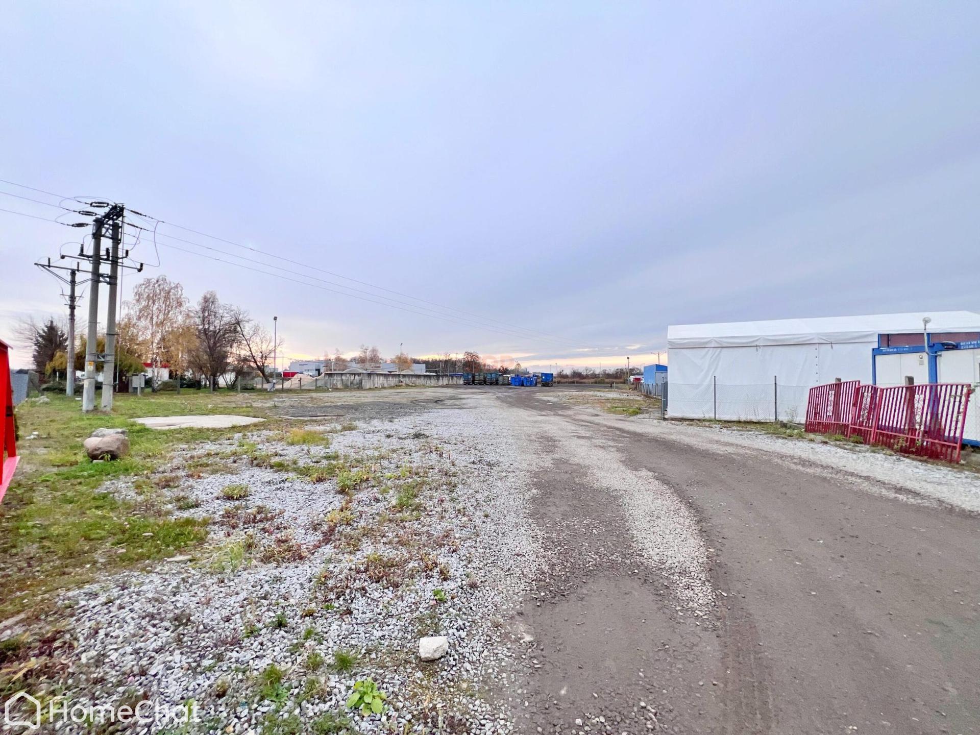 Do wynajęcia utwardzony plac – 9.000 m² – Pietrzykowice