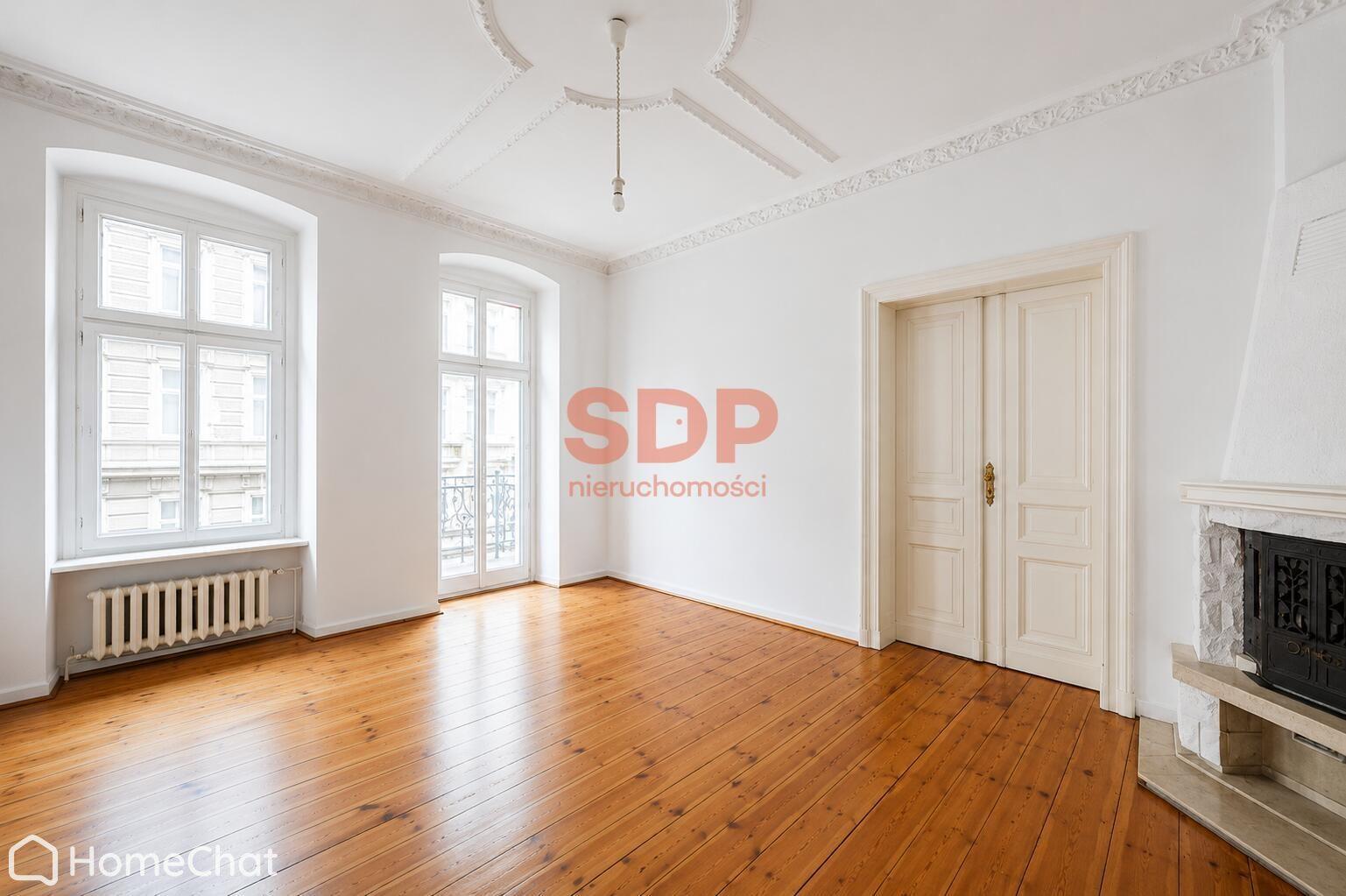 Przestronne 112 m² w klimatycznej kamienicy dla Twojej firmy