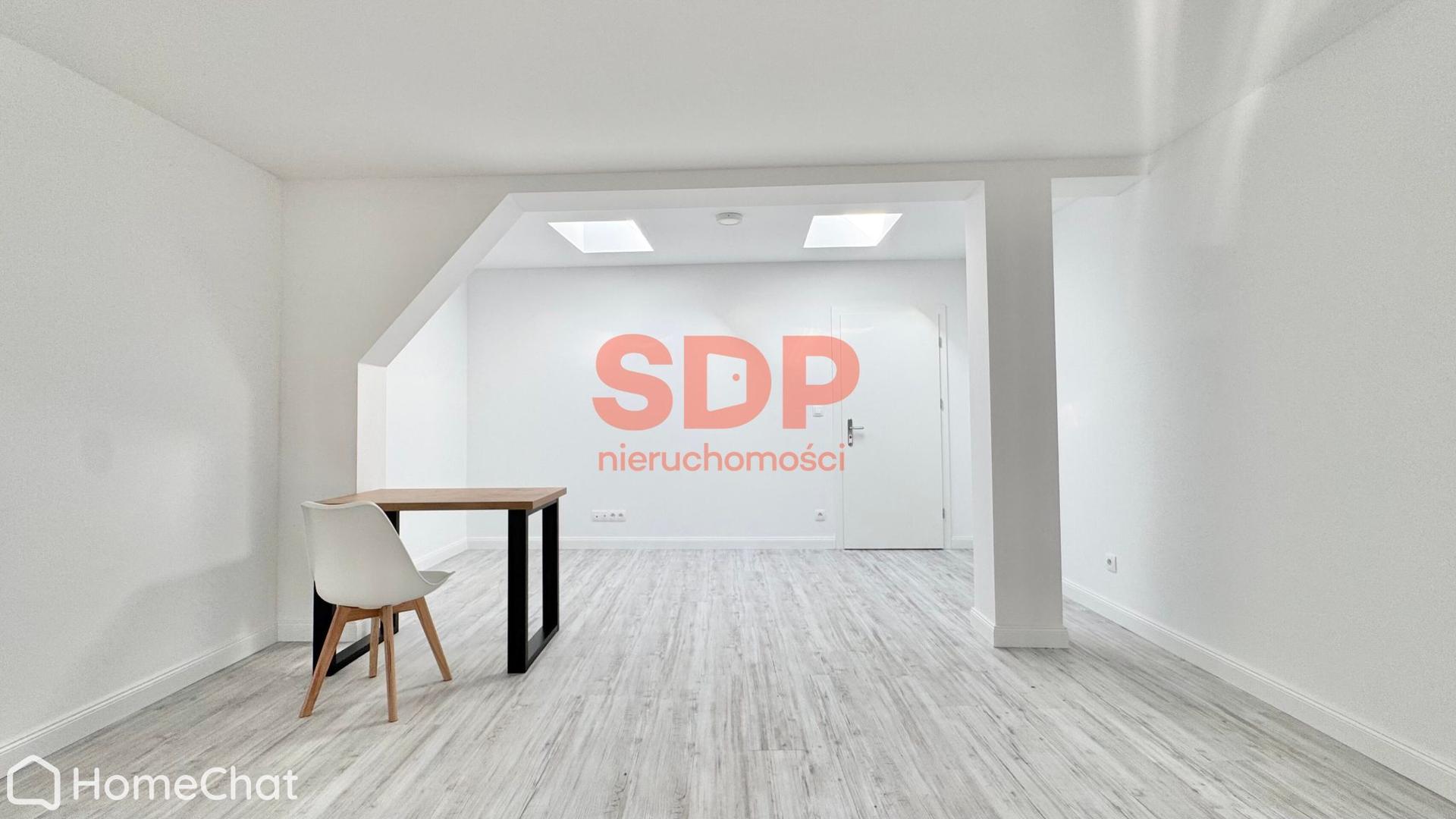 przestronny pokój dla studenta | 29 m2 | piękna kamienica | winda