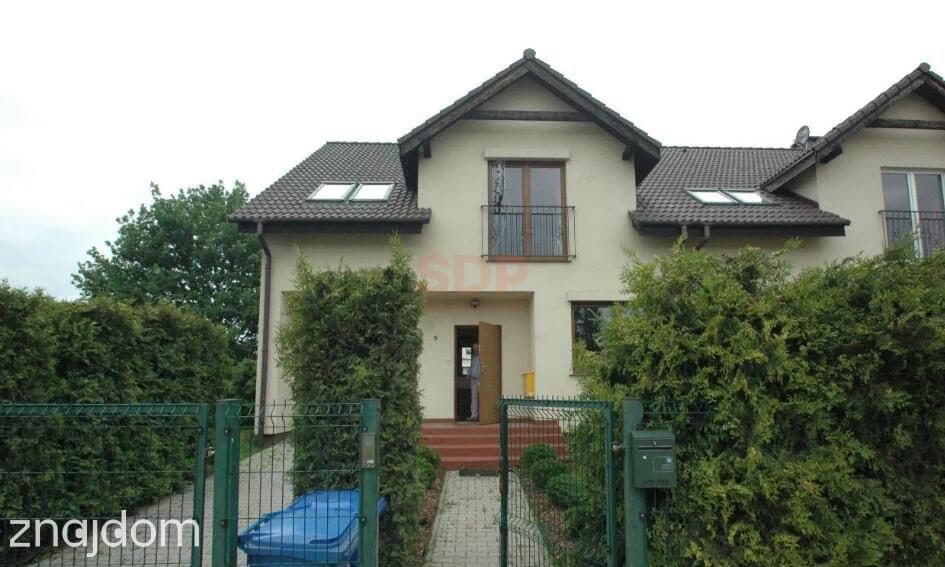 Skrajny szereg w zabytkowej Leśnicy - zdjęcie 8
