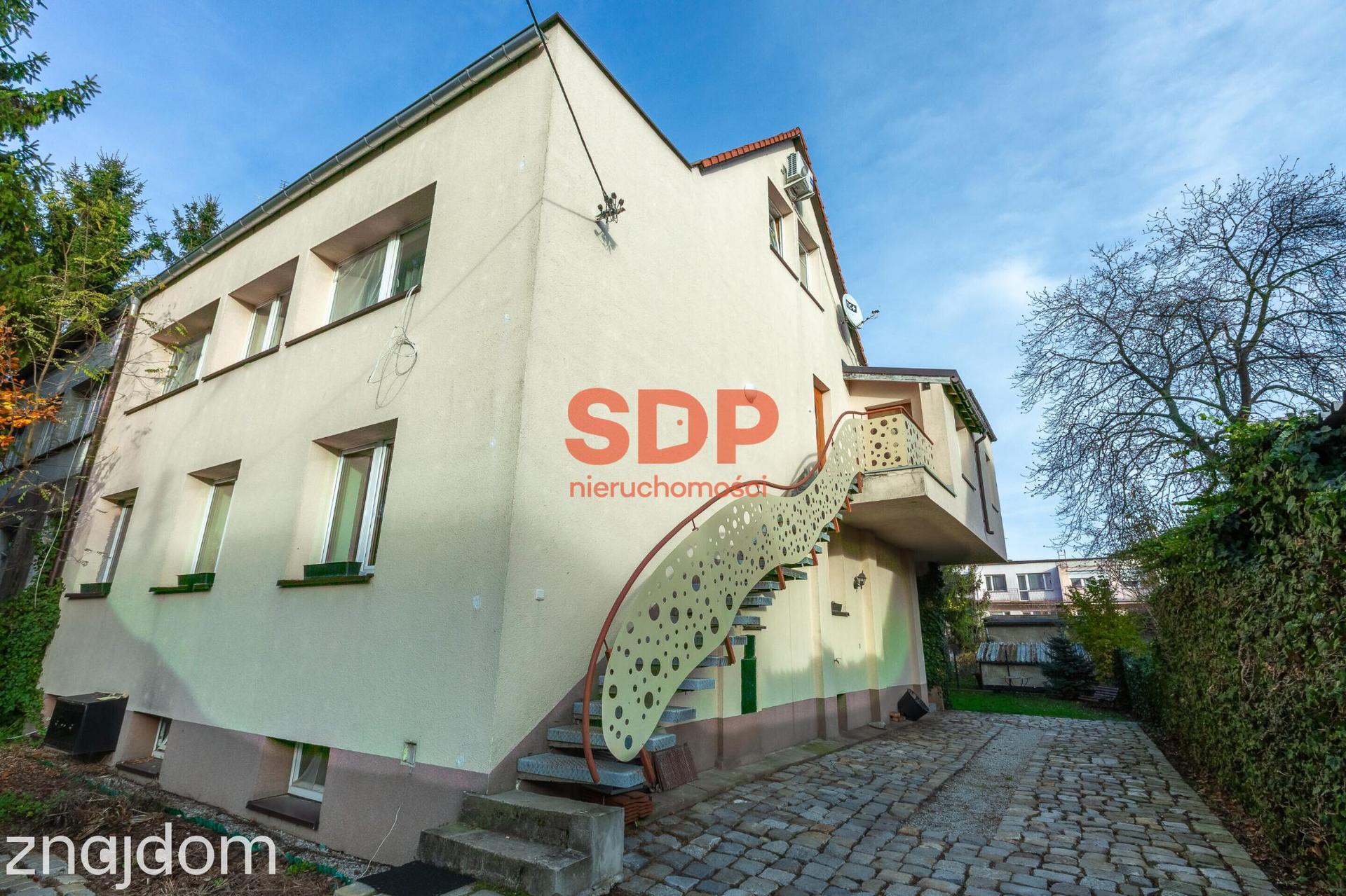 1/2 domu z ogrodem na Karłowicach, po remoncie,ogród - zdjęcie 2