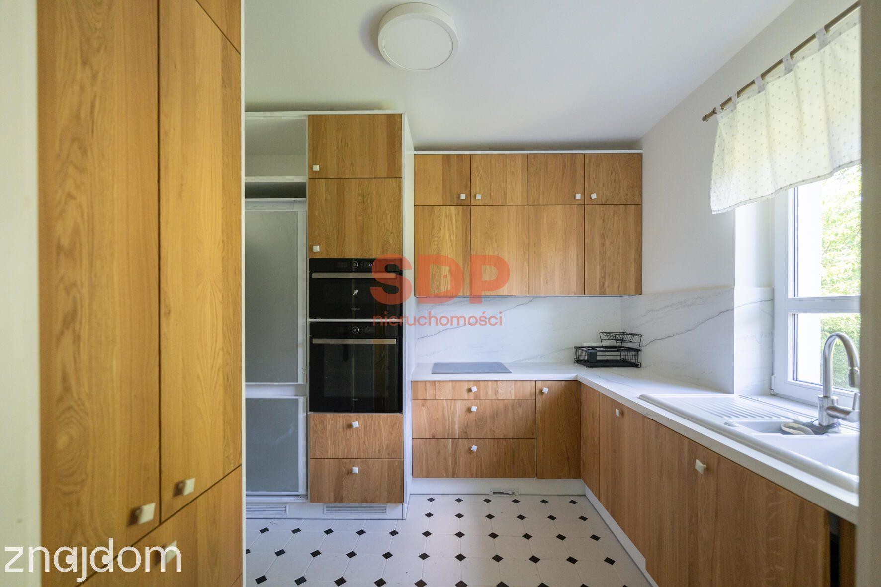 Klimatyczny dom w otoczeniu zieleni, Biskupin 240 m2 / 803 m2 - zdjęcie 10