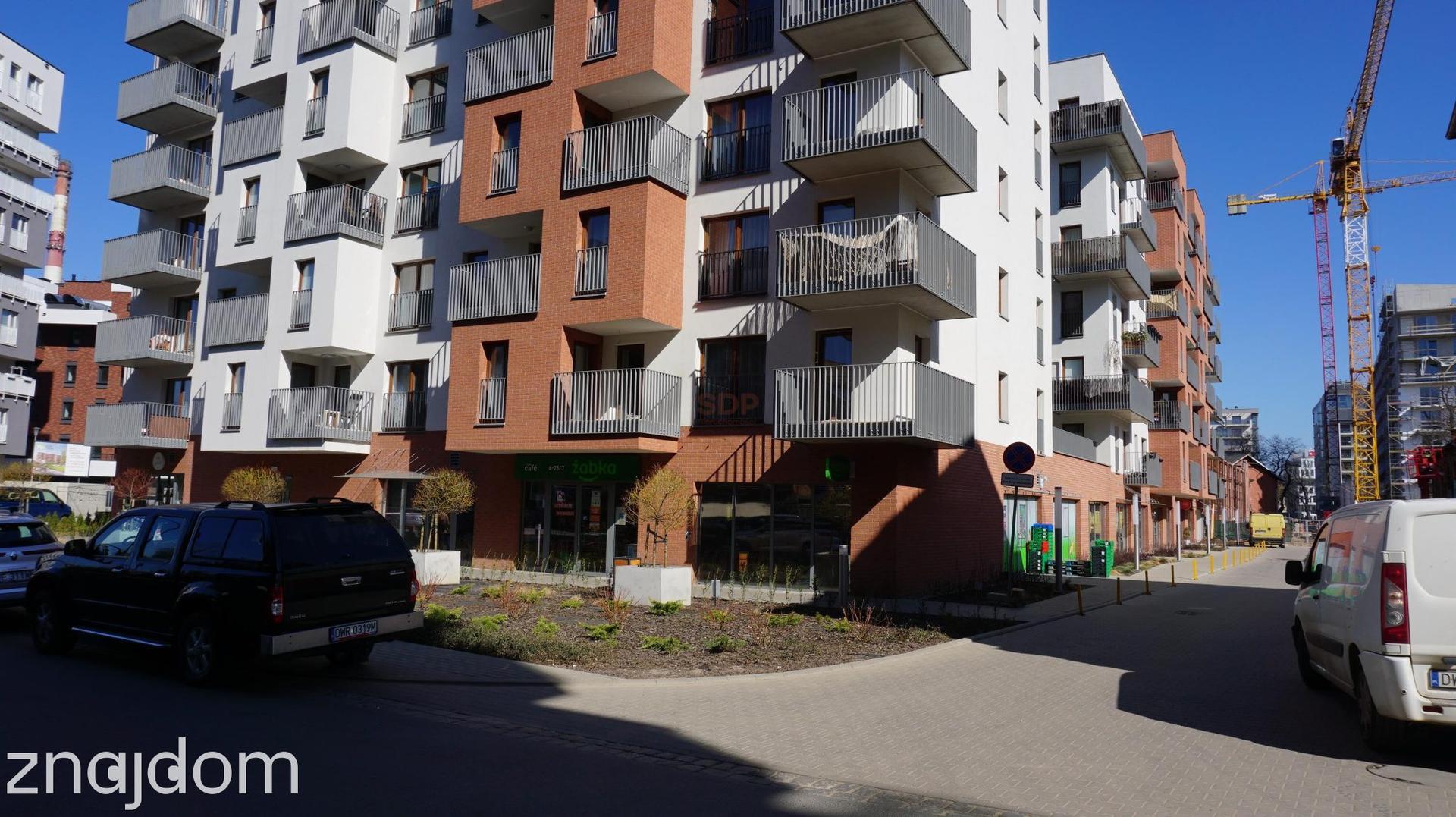 50 m2, witryna, wejście z ulicy; do wykończenia - zdjęcie 4