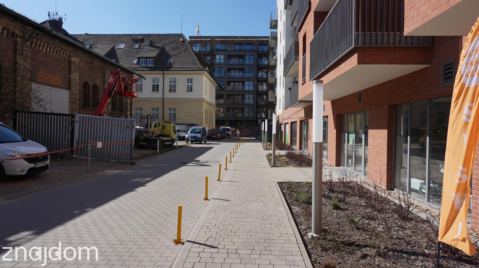 50 m2, witryna, wejście z ulicy; do wykończenia - zdjęcie 5