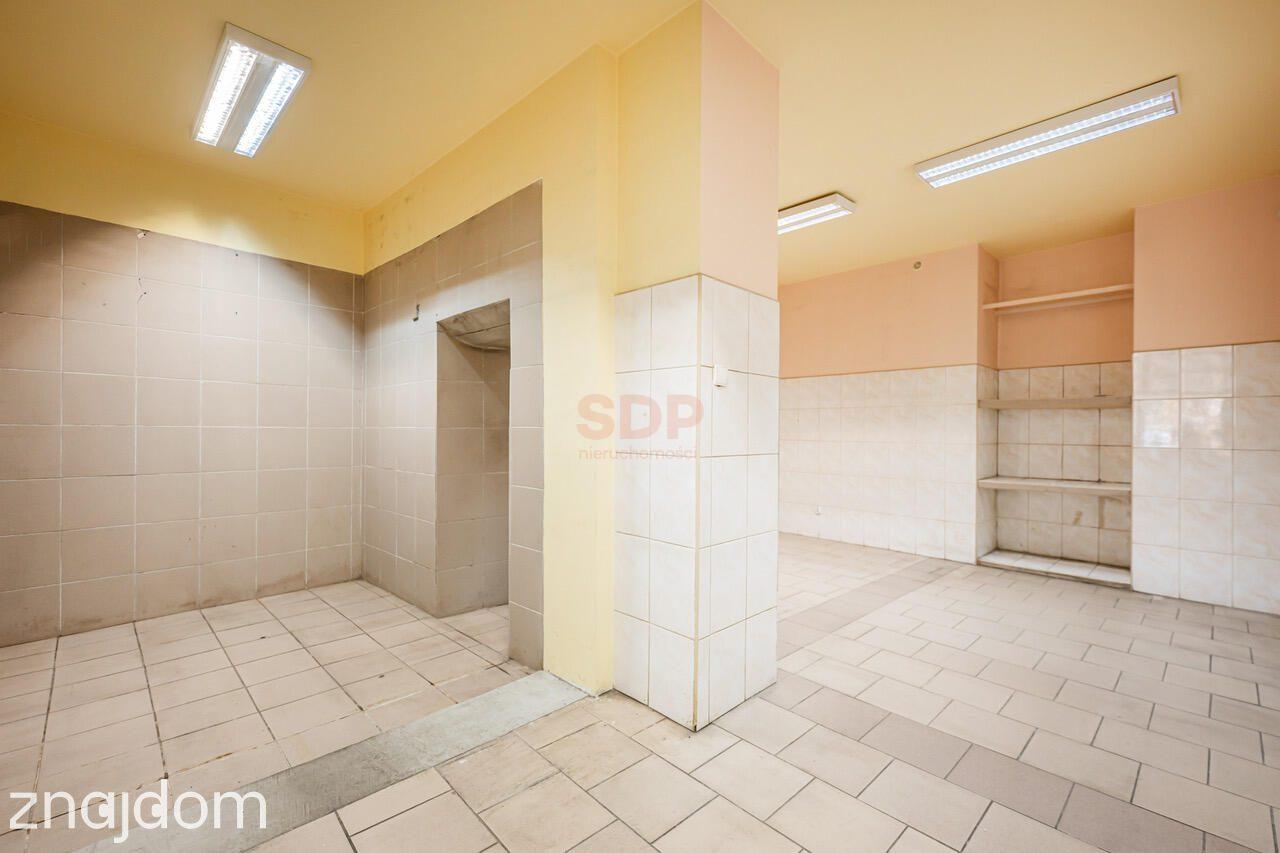 Lokal w centrum, z witryną - zdjęcie 5