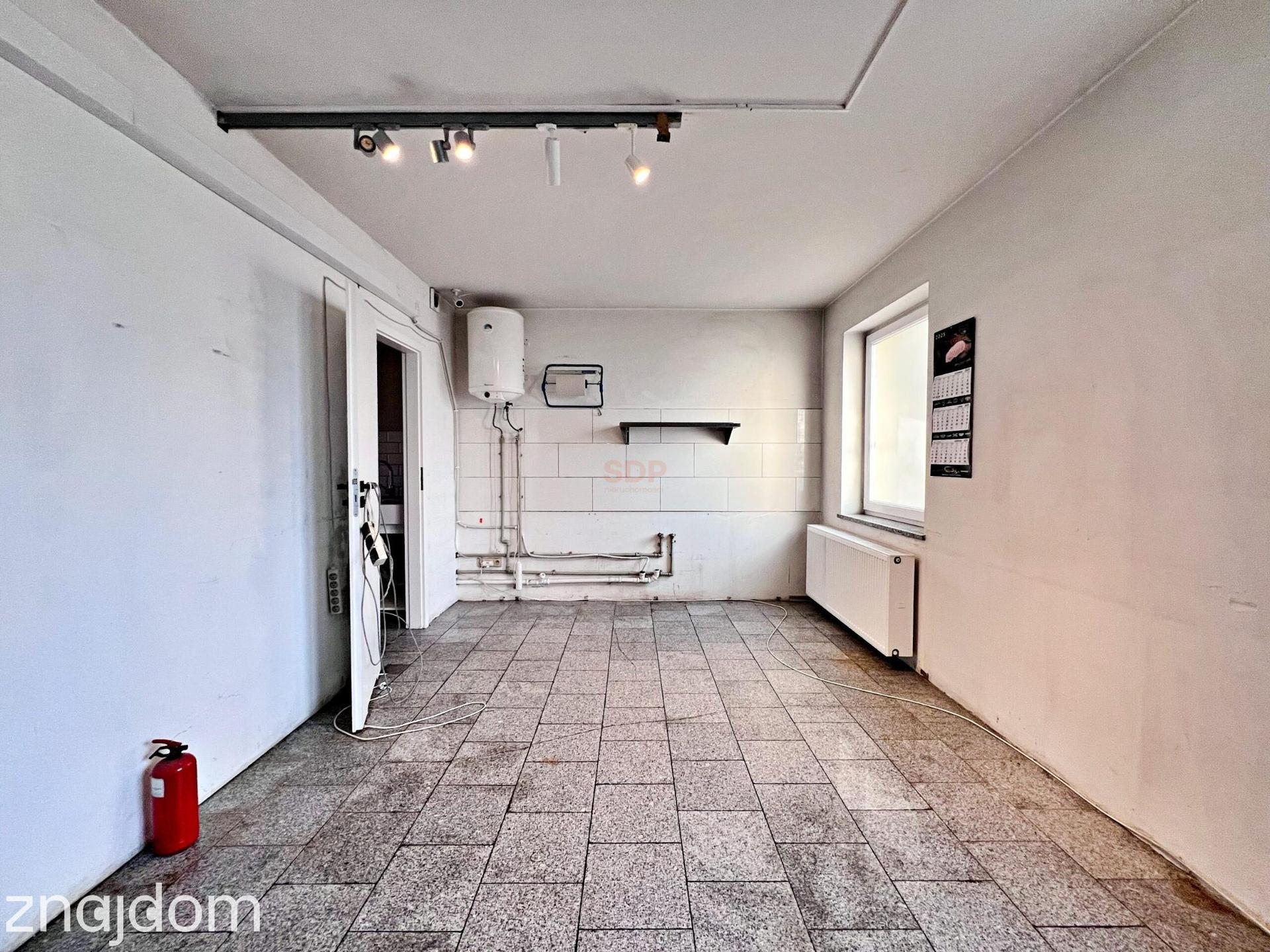 Lokal handlowo-usługowy 140 m² z antresolą
Wrocław – Krzyki - zdjęcie 10