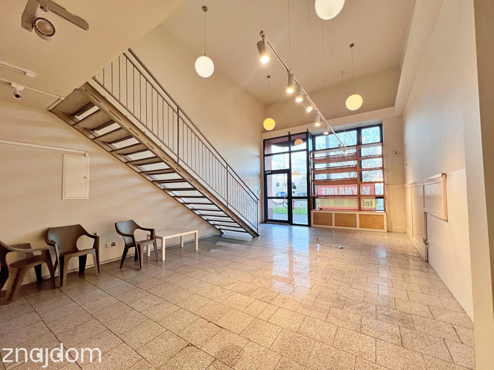 Lokal handlowo-usługowy 140 m² z antresolą
Wrocław – Krzyki - zdjęcie 2