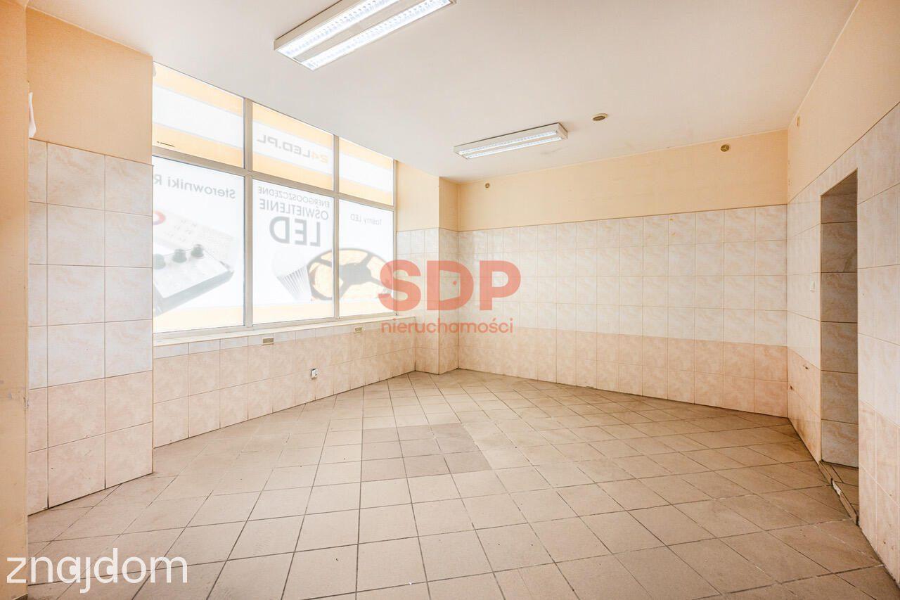 Przestronny lokal z dużą witryną - zdjęcie 3