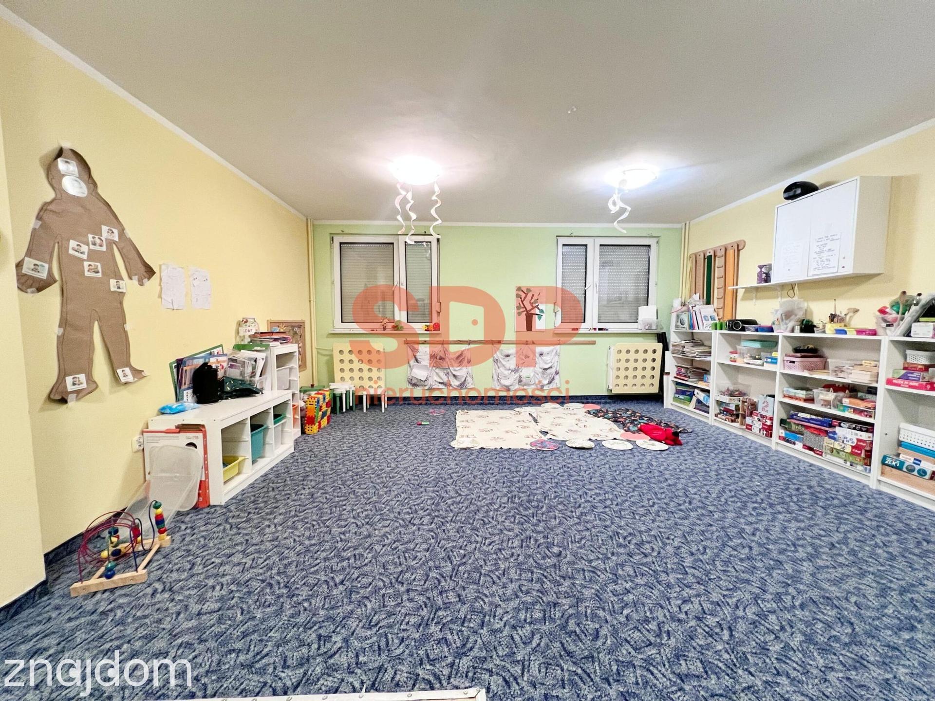 Gotowy lokal po przedszkolu z zapleczem sanitarnym | 128,9 m² - zdjęcie 2