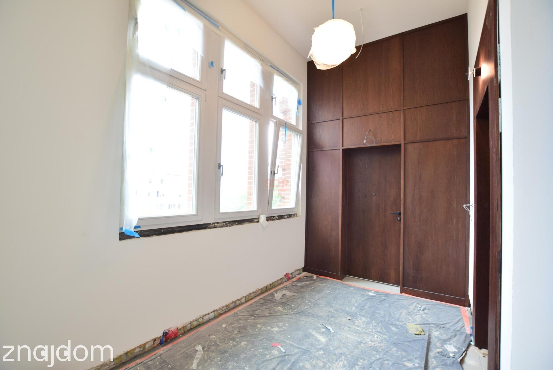 Apartament z widokiem na wewnętrzny ogród - zdjęcie 10