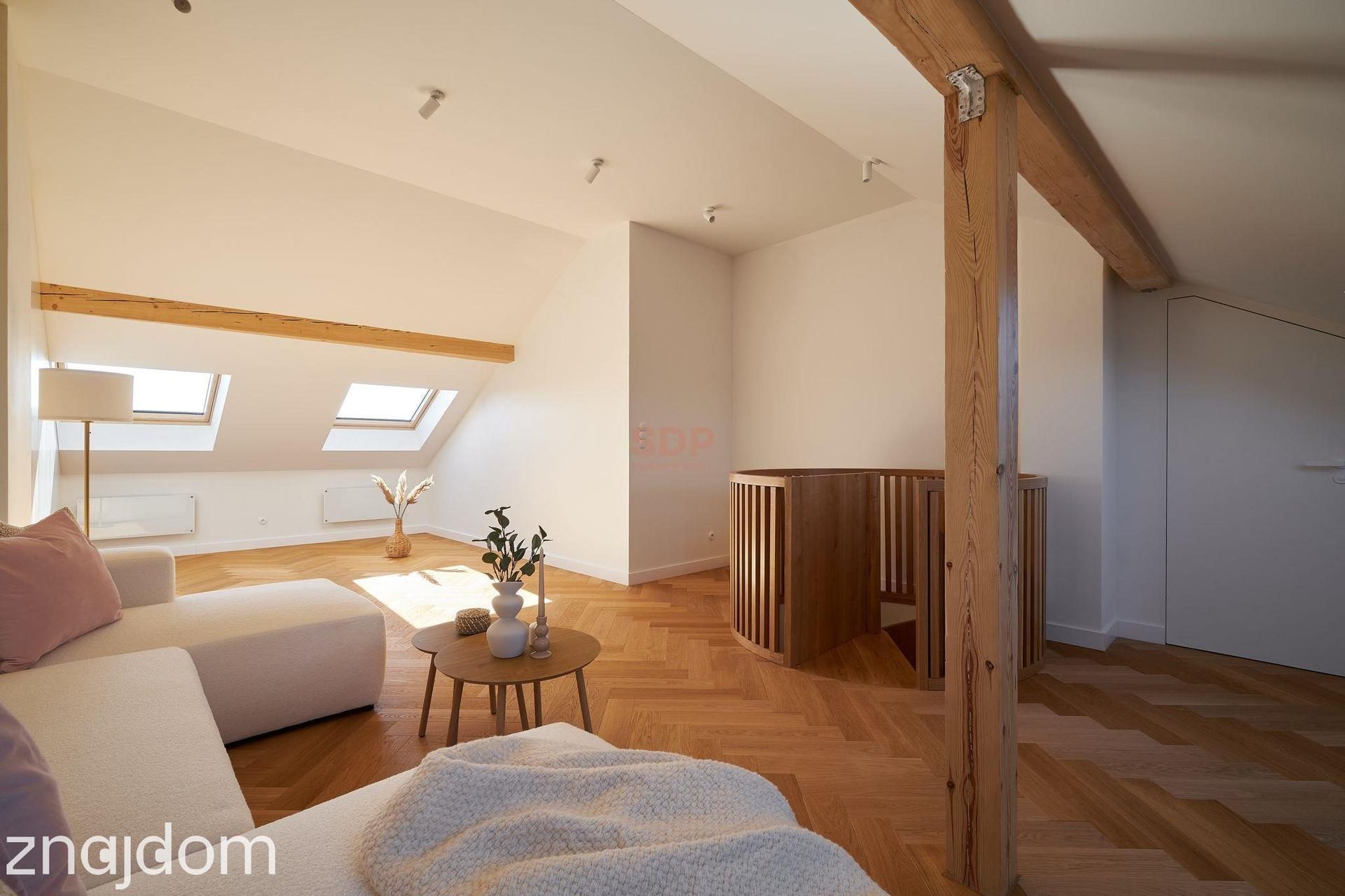 Luksusowy apartament w świetnej inwestycji - zdjęcie 15