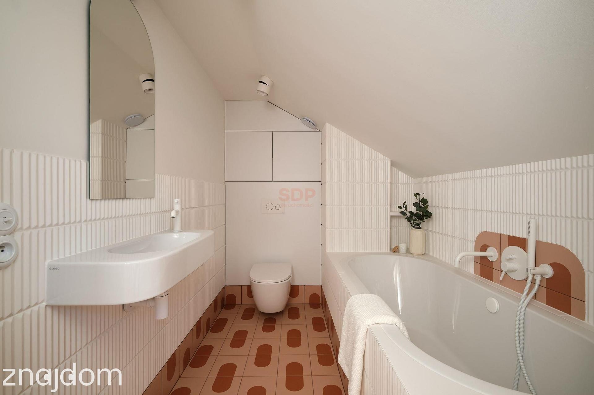 Luksusowy apartament w świetnej inwestycji - zdjęcie 6