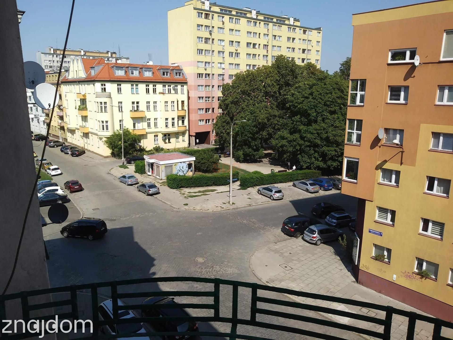 3 pokoje w kamienicy z 2 balkonami/Centrum - zdjęcie 4