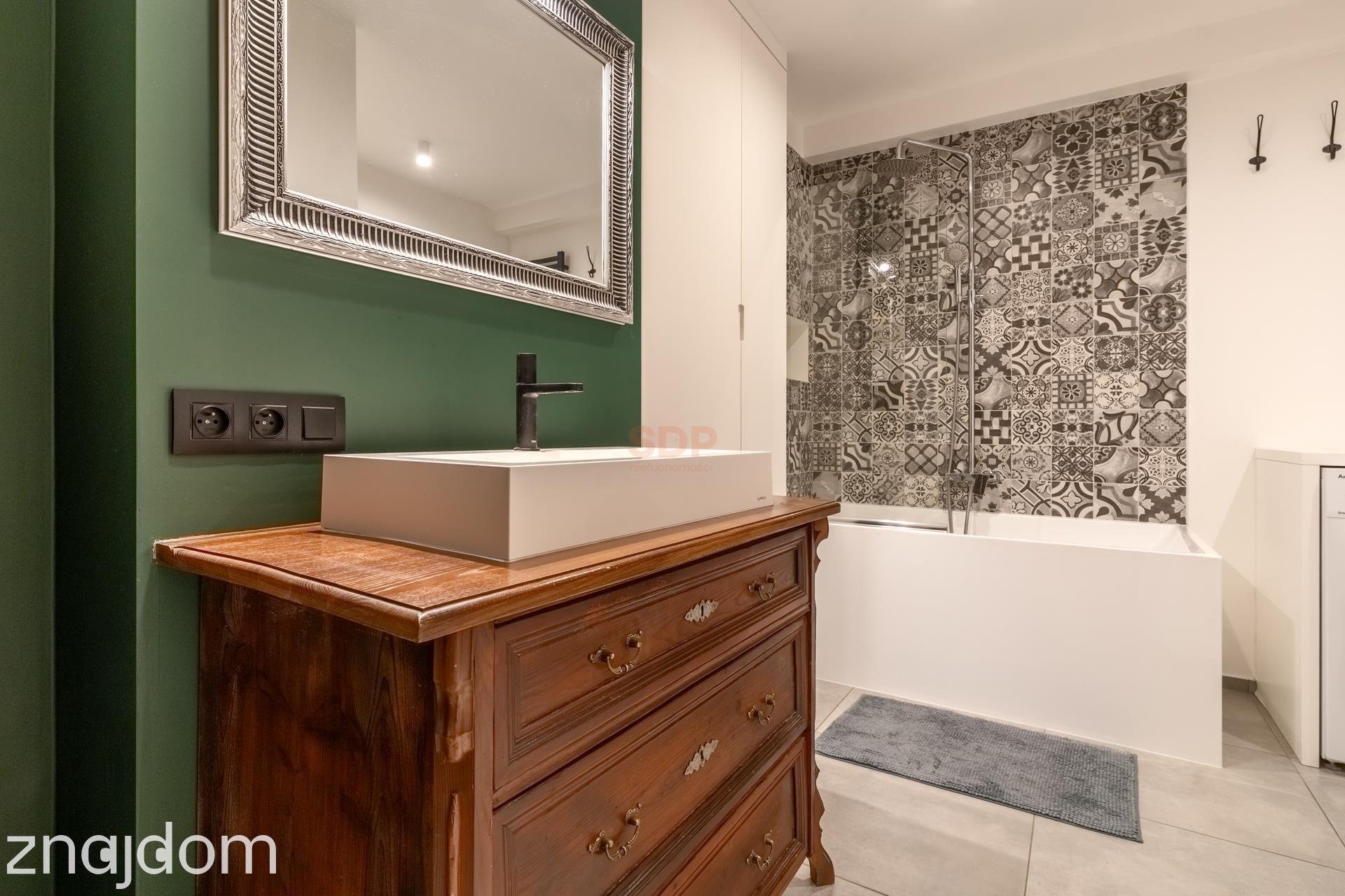 Loftowy apartament w Śródmieściu - zdjęcie 5