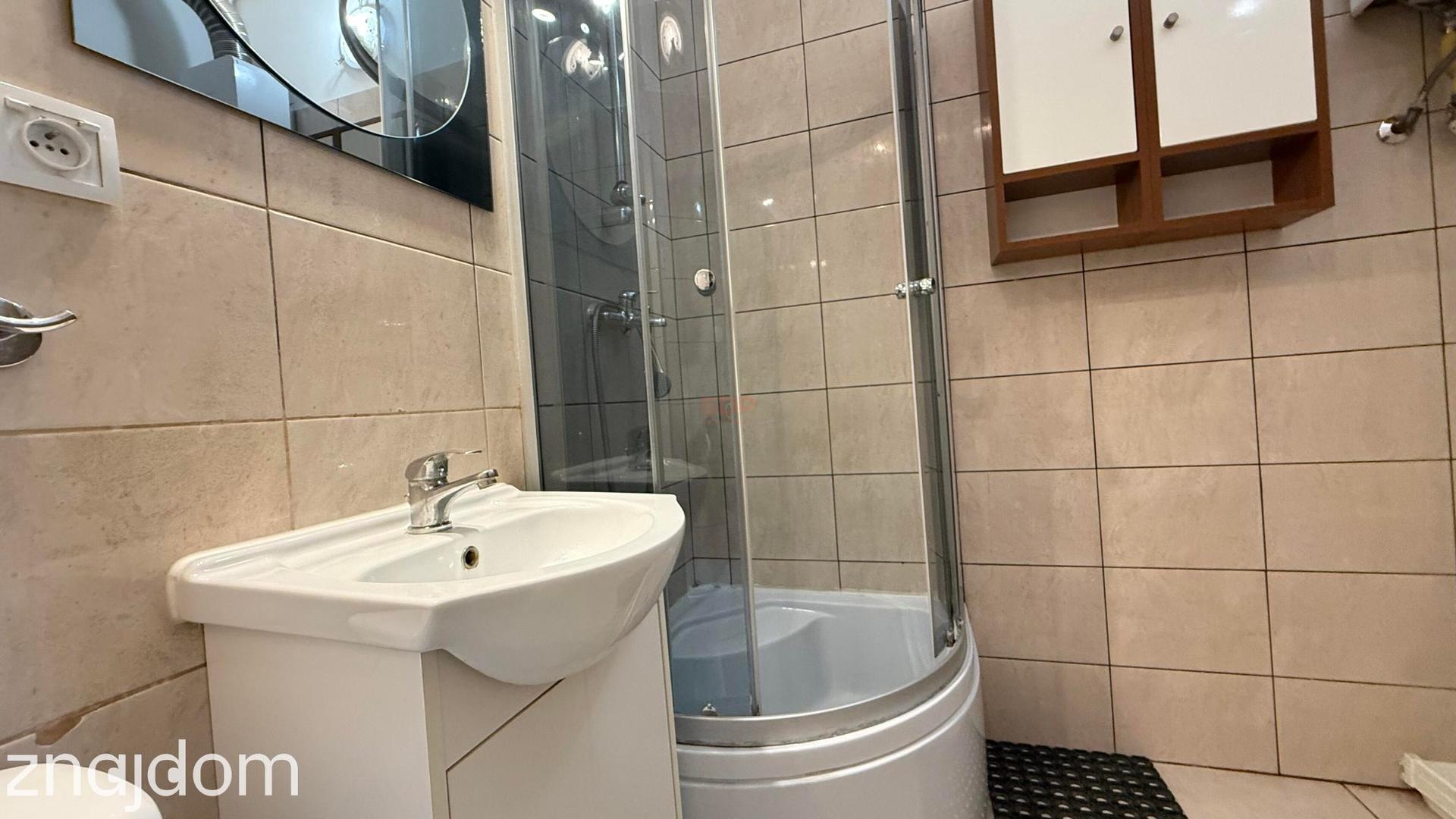 Dwa pokoje do zamieszkania w centrum Wrocławia - zdjęcie 11