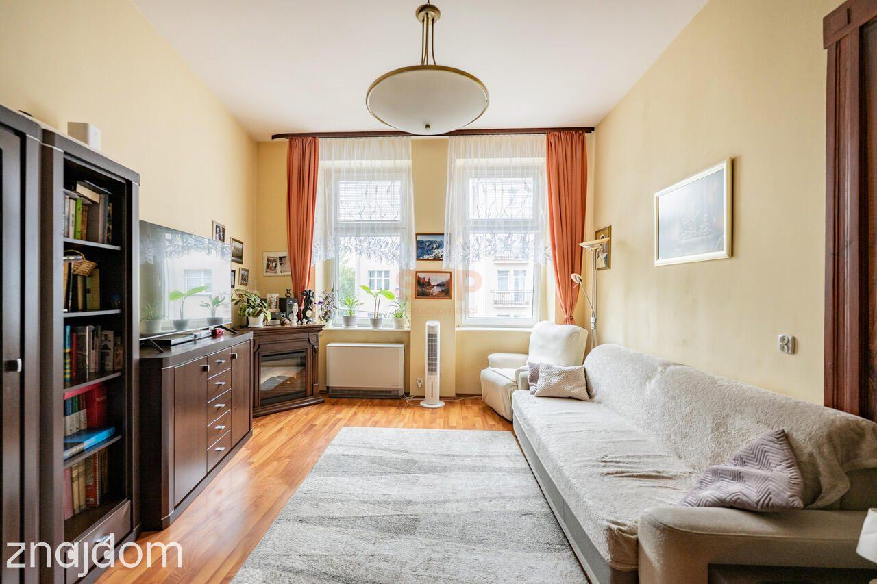 4 pokoje w odrestaurowanej kamienicy | 93 m2 | Huby - zdjęcie 3