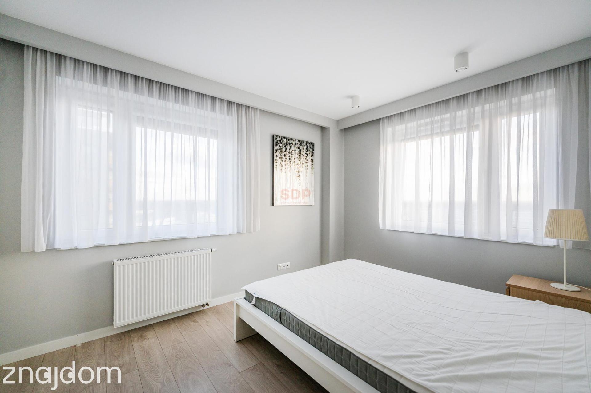Apartament na 13 piętrze z widokiem – 4 pokoje z garderobą, tarasem - zdjęcie 15