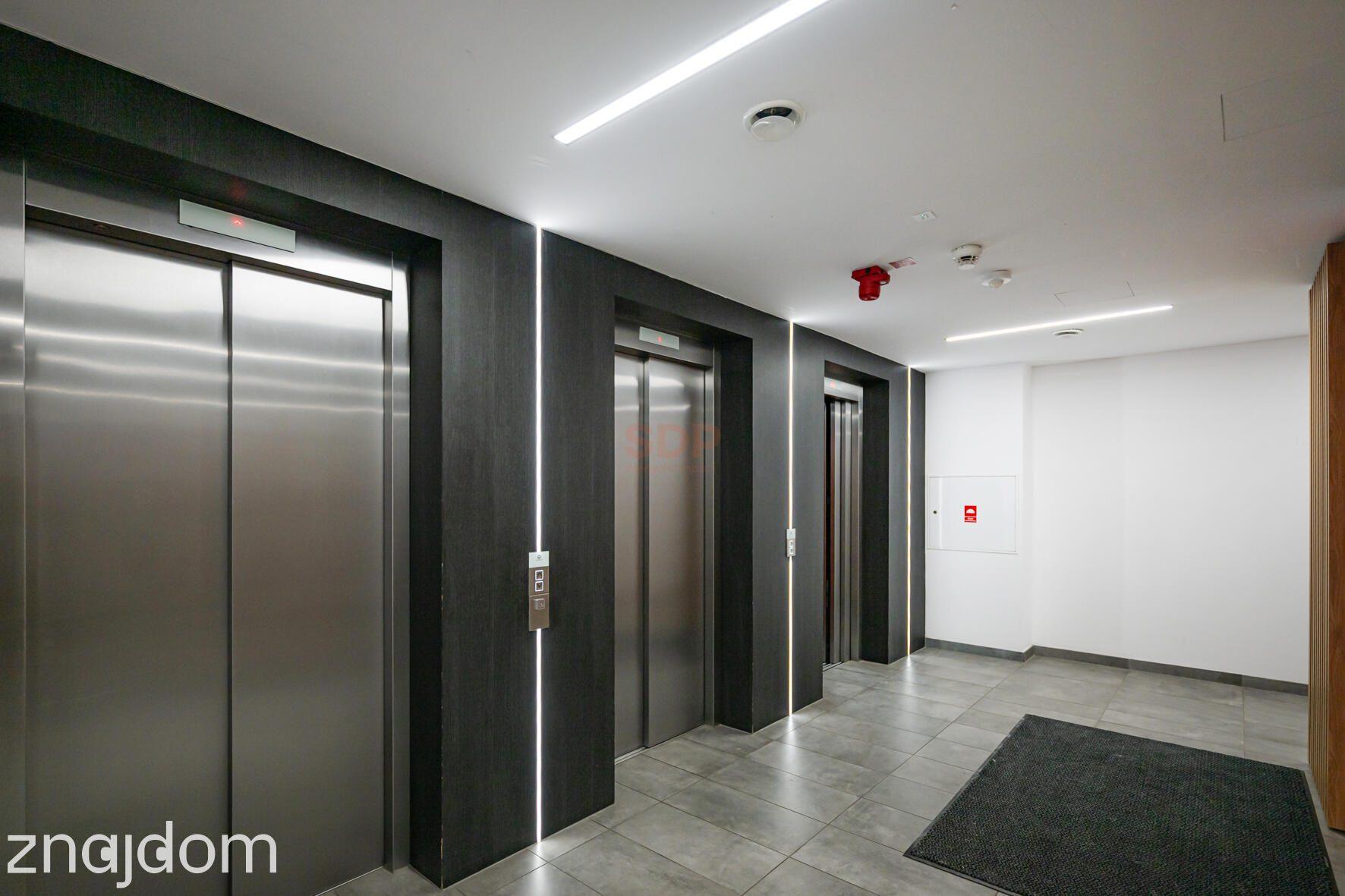 Apartament na Browarach Wrocławskich z tarasem i widokiem na rzekę - zdjęcie 13