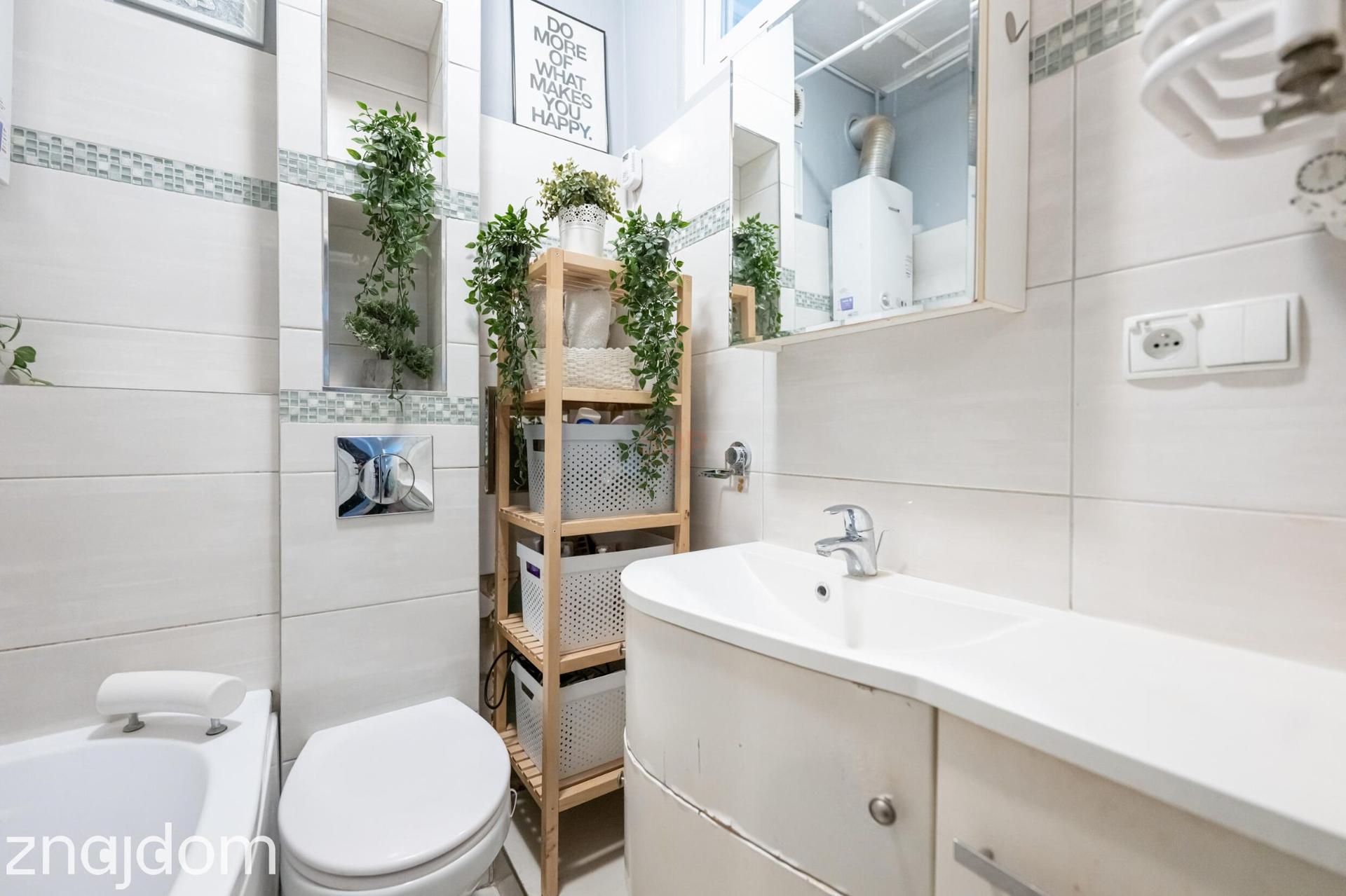 Centrum| 2 pok. w rozkładzie| balkon| osobna kuchnia | parking - zdjęcie 14