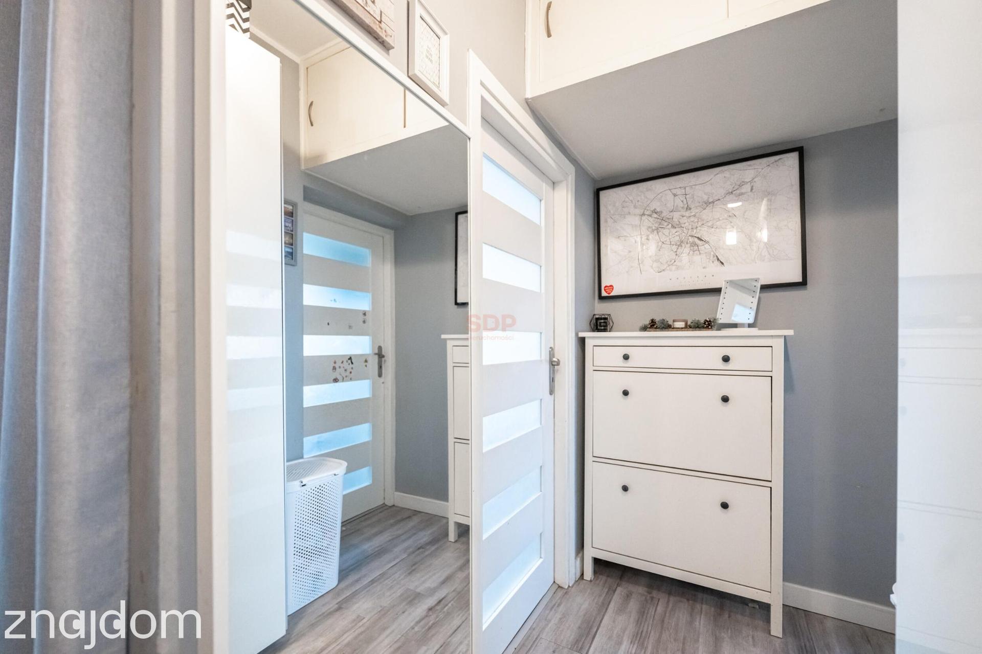 Centrum| 2 pok. w rozkładzie| balkon| osobna kuchnia | parking - zdjęcie 15