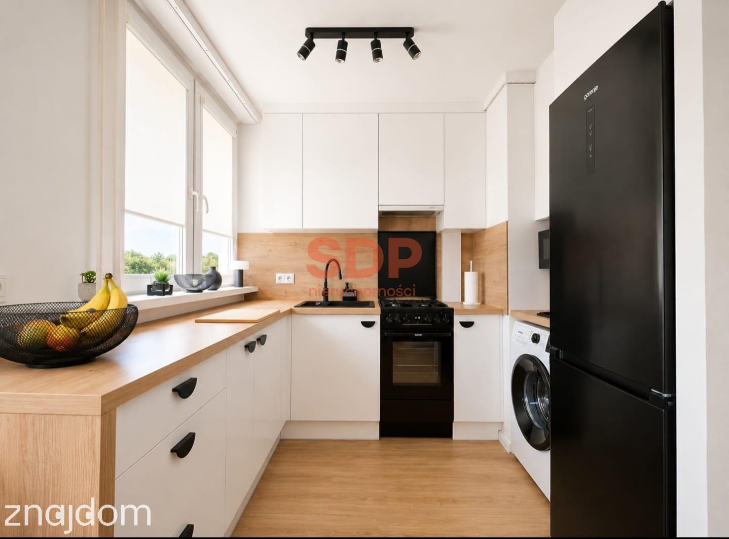 2pokoje z balkonem, centrum, po generalnym remoncie - zdjęcie 2