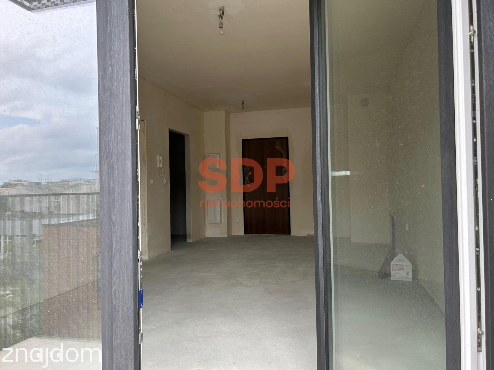 Nowoczesny apartament w dosokanłej lokalizacji w centrum miasta - zdjęcie 11