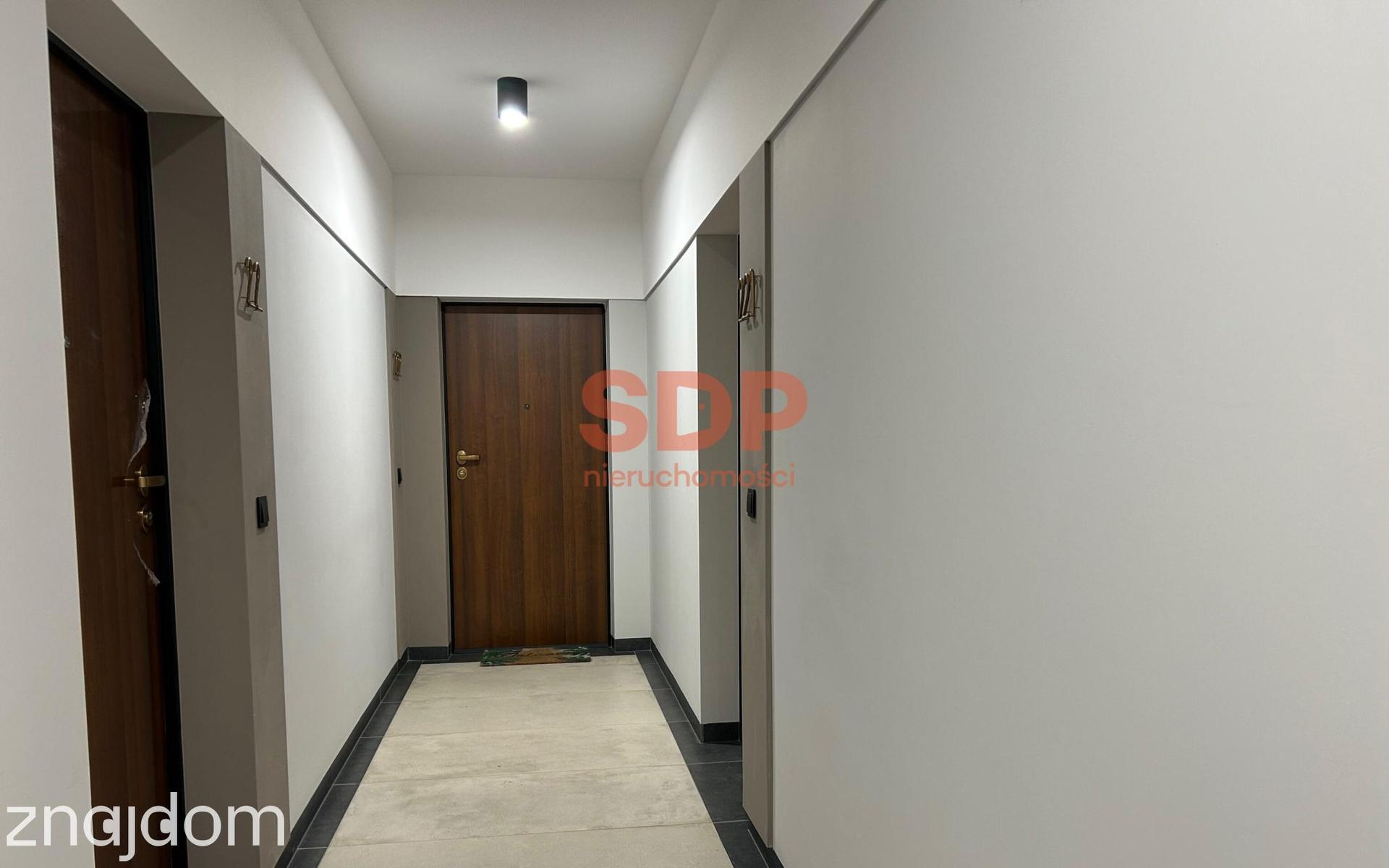 Nowoczesny apartament w dosokanłej lokalizacji w centrum miasta - zdjęcie 12