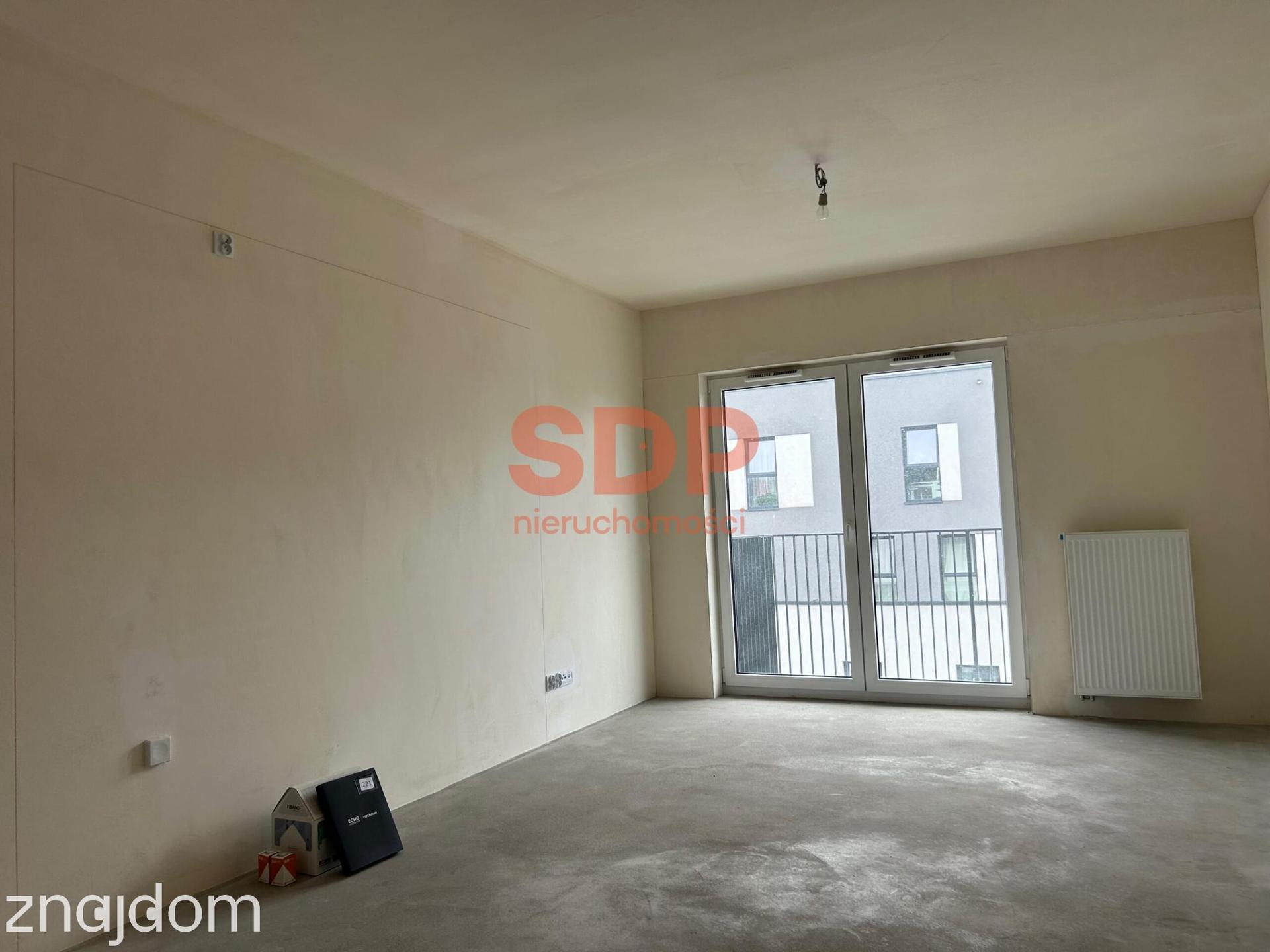 Nowoczesny apartament w dosokanłej lokalizacji w centrum miasta - zdjęcie 2