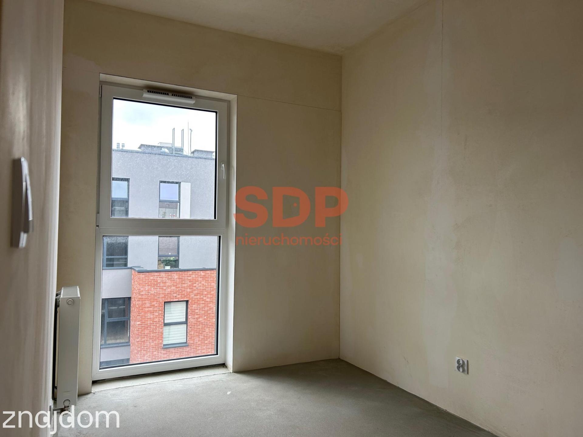 Nowoczesny apartament w dosokanłej lokalizacji w centrum miasta - zdjęcie 8