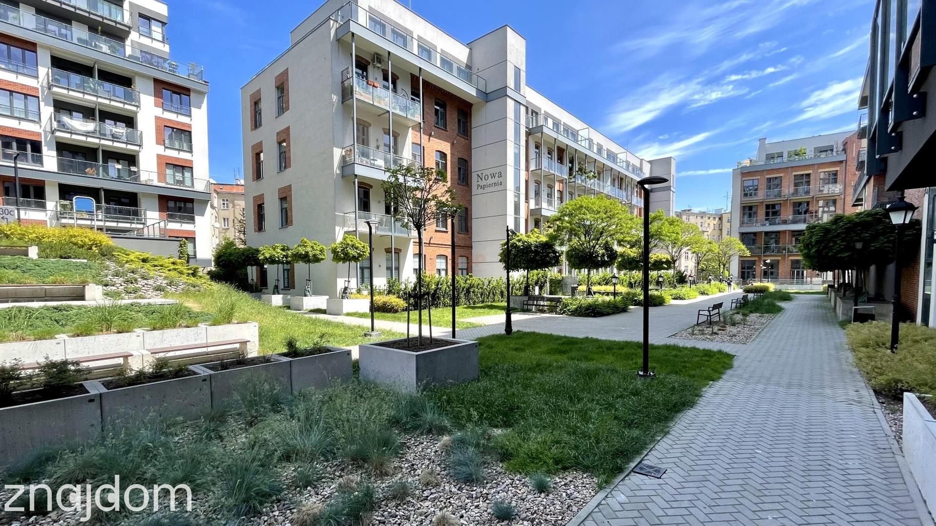 LOFT z balkonem i MP w centrum! - zdjęcie 13