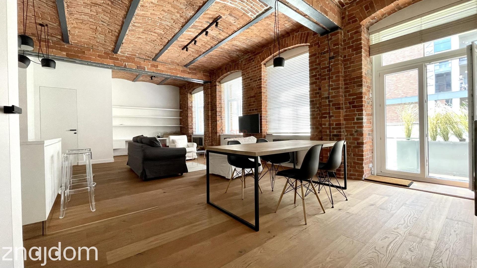 LOFT z balkonem i MP w centrum! - zdjęcie 7