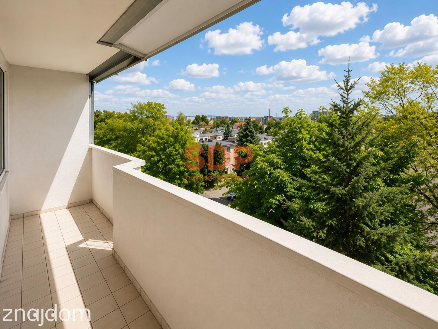 Zadbane mieszkanie w zielonej okolicy | Loggia | Ostatnie piętro